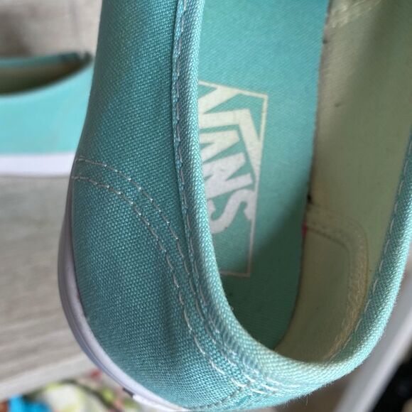 VANS LOW PROFILE DANITY CASUAL CLASSIC EVERYDAY CANVAS SKATER SHOES SIZE 7 - Picture 12 of 13